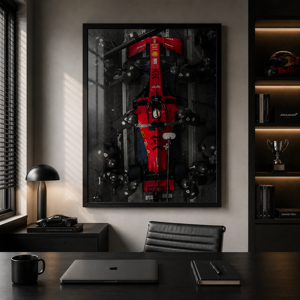 Cuadro de Ferrari de Fórmula 1 en boxes